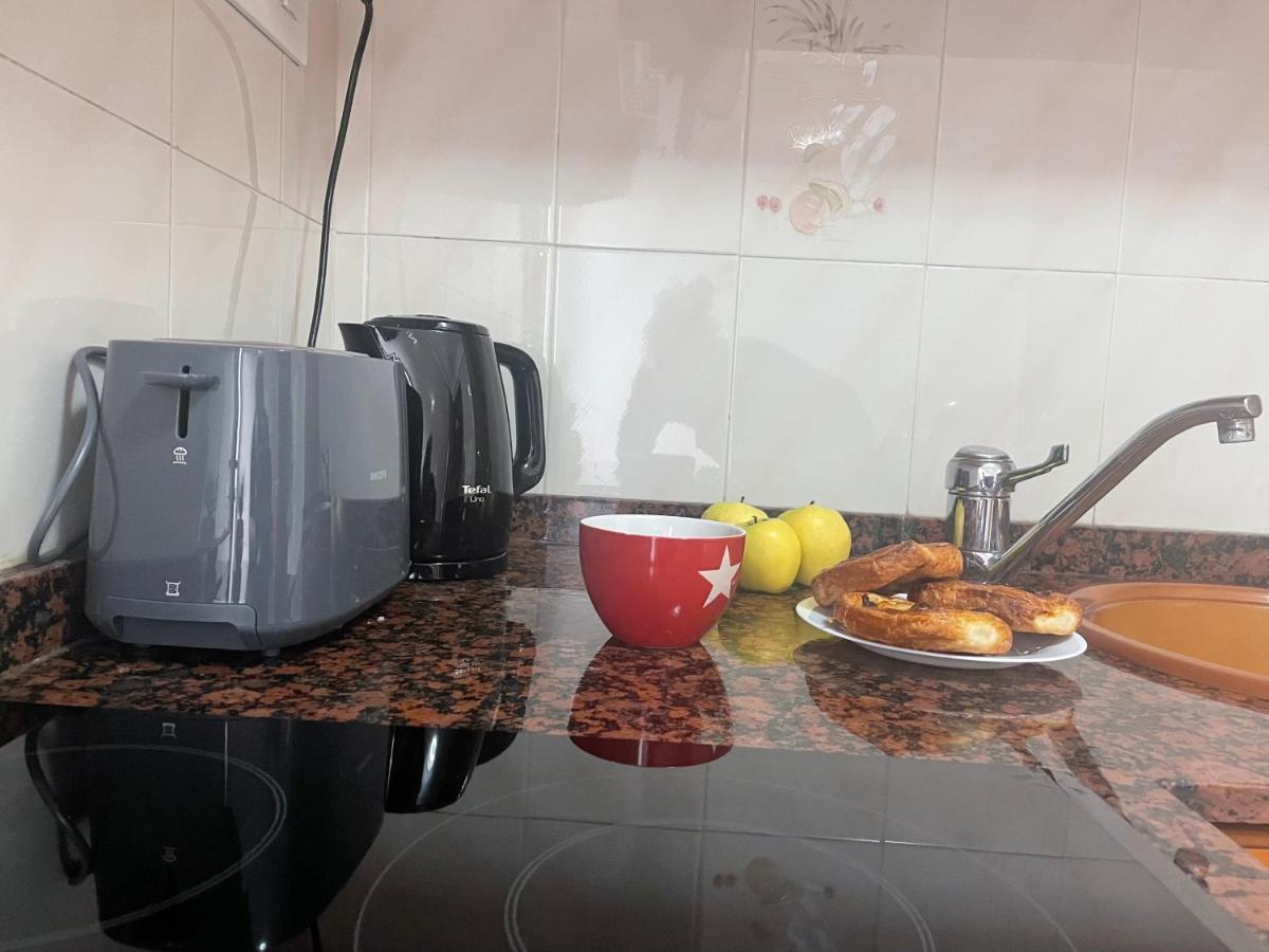 Cozy 2-Bedroom Serviced Apartment With Netflix Sagunto Εξωτερικό φωτογραφία