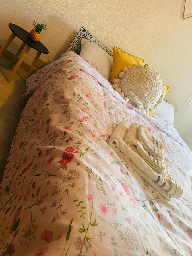Cozy 2-Bedroom Serviced Apartment With Netflix Sagunto Εξωτερικό φωτογραφία